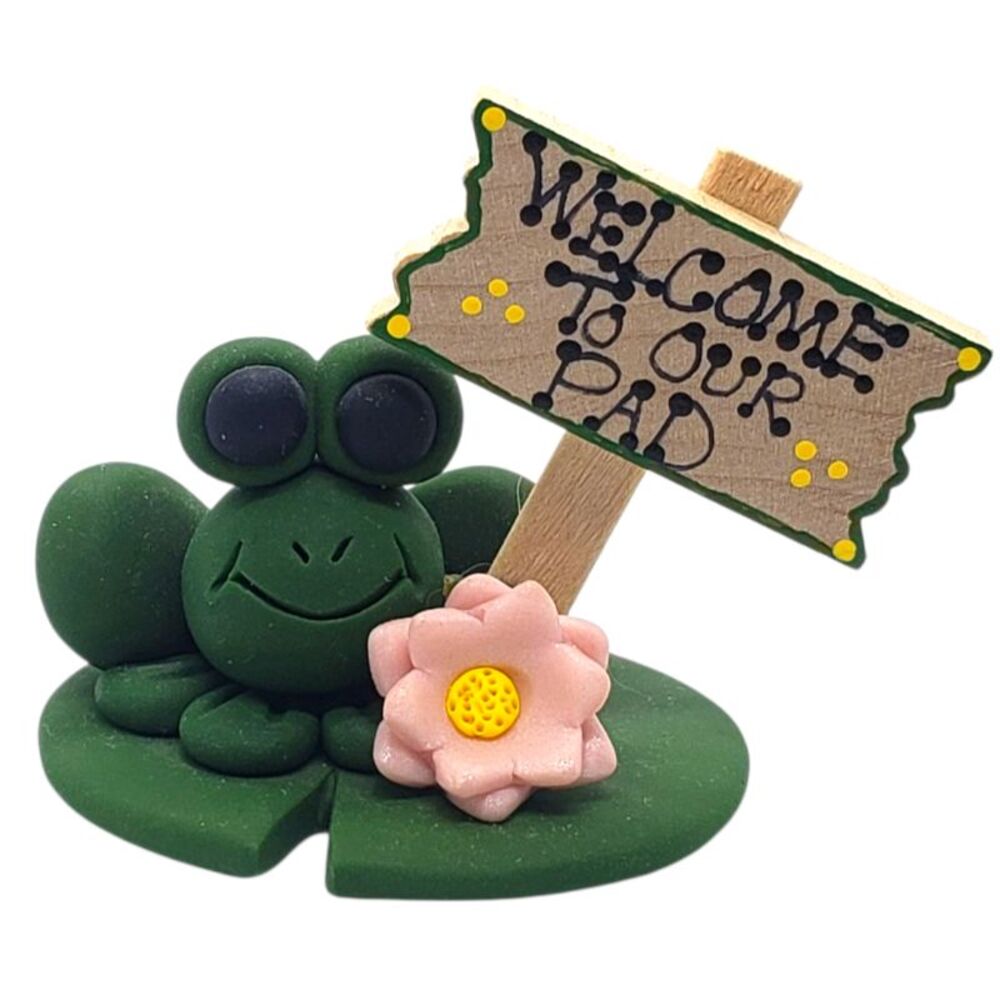 Frog on Lily Pad Handmade Polymer Clay with Wood SIgn Welcome to Our Pad Cute
